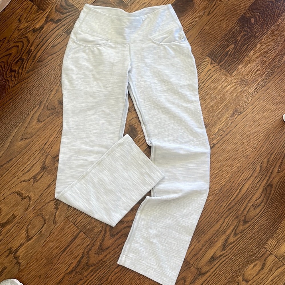 Lululemon straight leg leggings